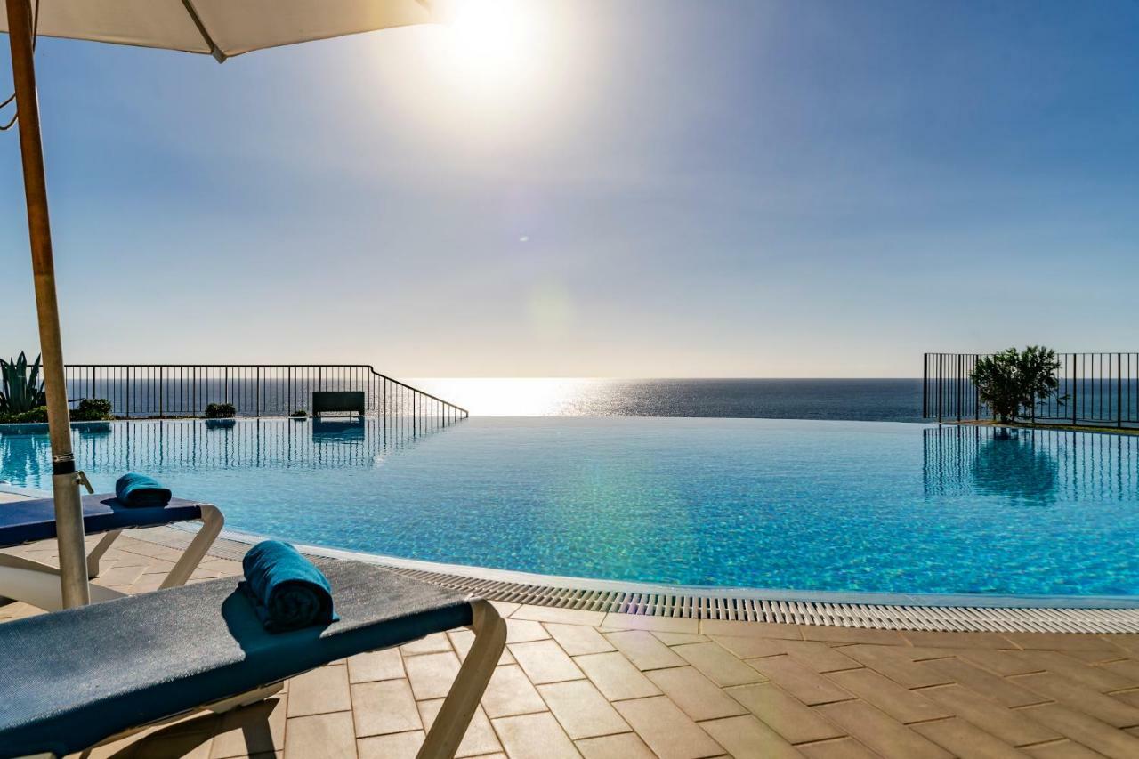 Vila Formosa I By An Island Apart Funchal  Ngoại thất bức ảnh